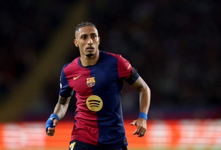 “Affected me a lot” – Raphinha shares how he was asked to help ex-Barcelona star who started crying in training after repeating mistakes